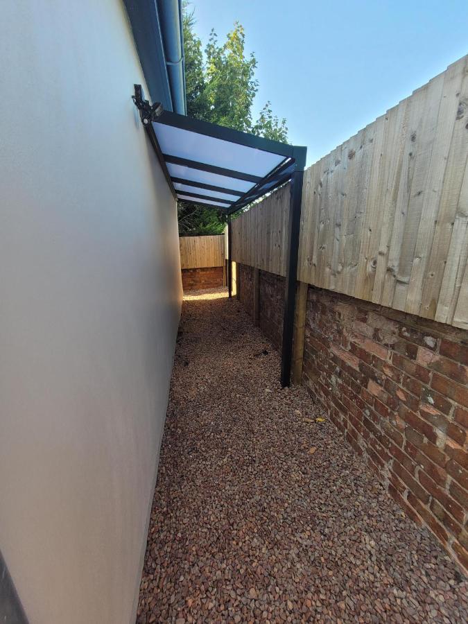 Forest Cedar Lodge, Forest Of Dean Cinderford ภายนอก รูปภาพ